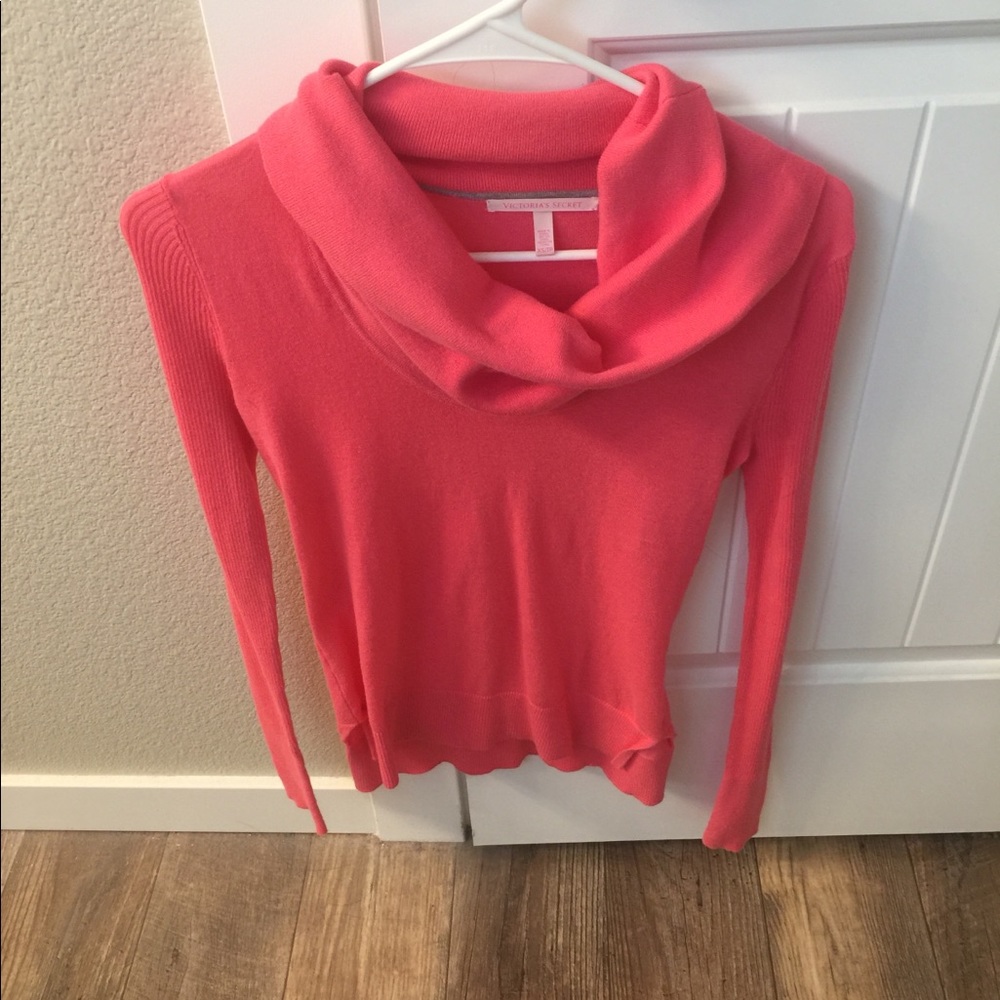 Victoria’s Secret lightweight sweater.